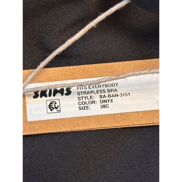 Skims Black Fits Everybody Strapless Bra 38C With Removable Straps NWT - Picture 3 of 4